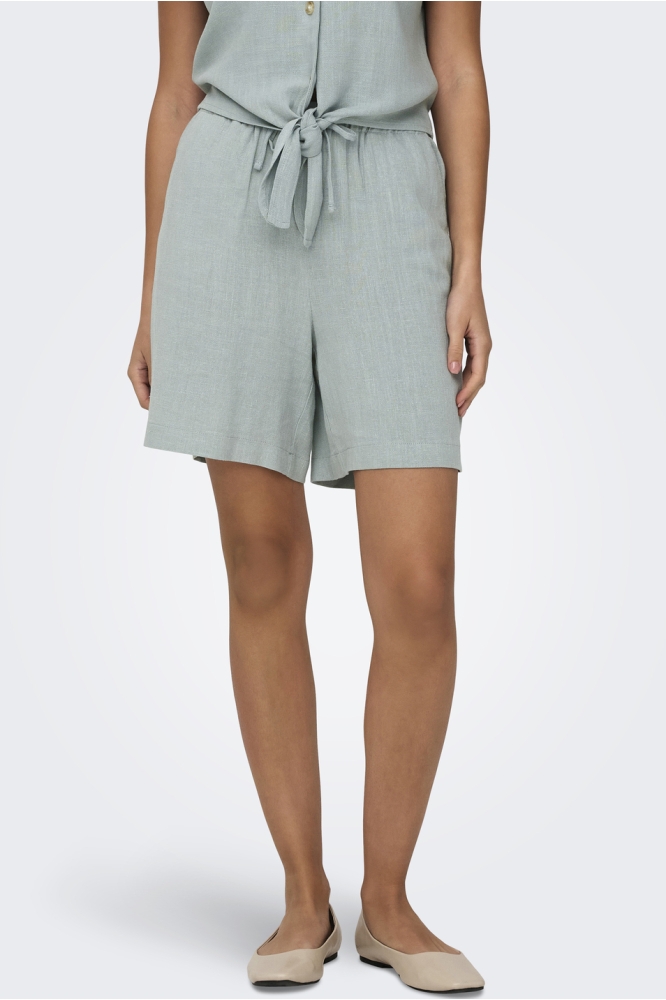ONLSIESTA MW PULL-UP LIN BL SHORTS 15333032 Abyss